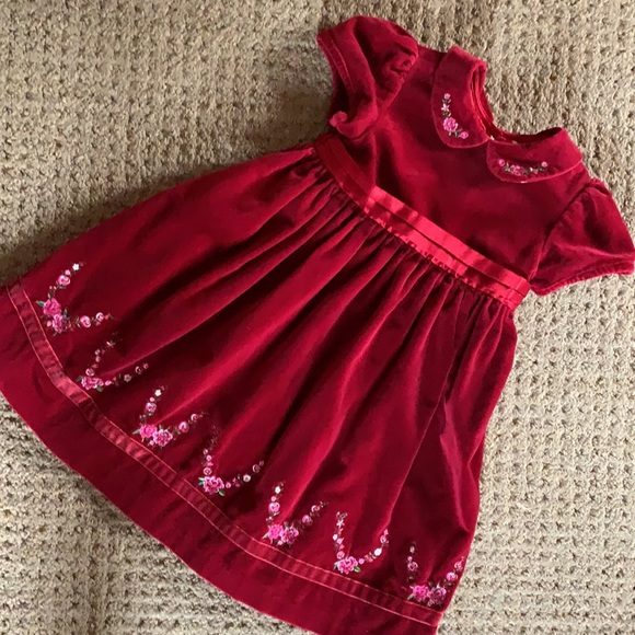 Red Velvet Embroidered Holiday Dress Sz 4T